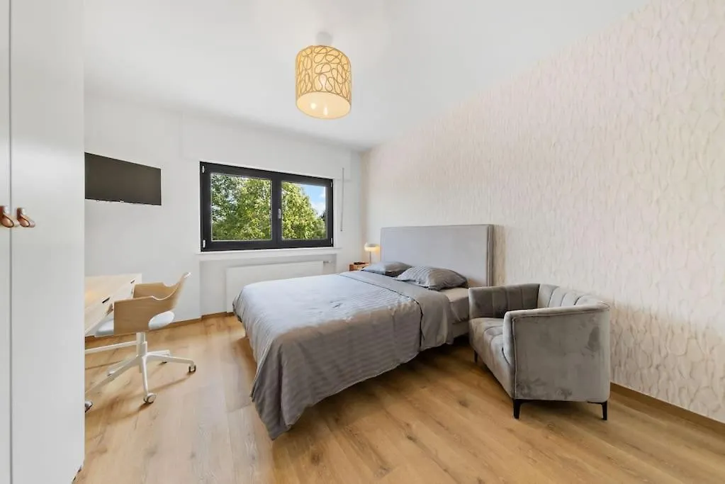 Villa66 Private Bedroom 4 - Shared Kitchen Livange Apartment
